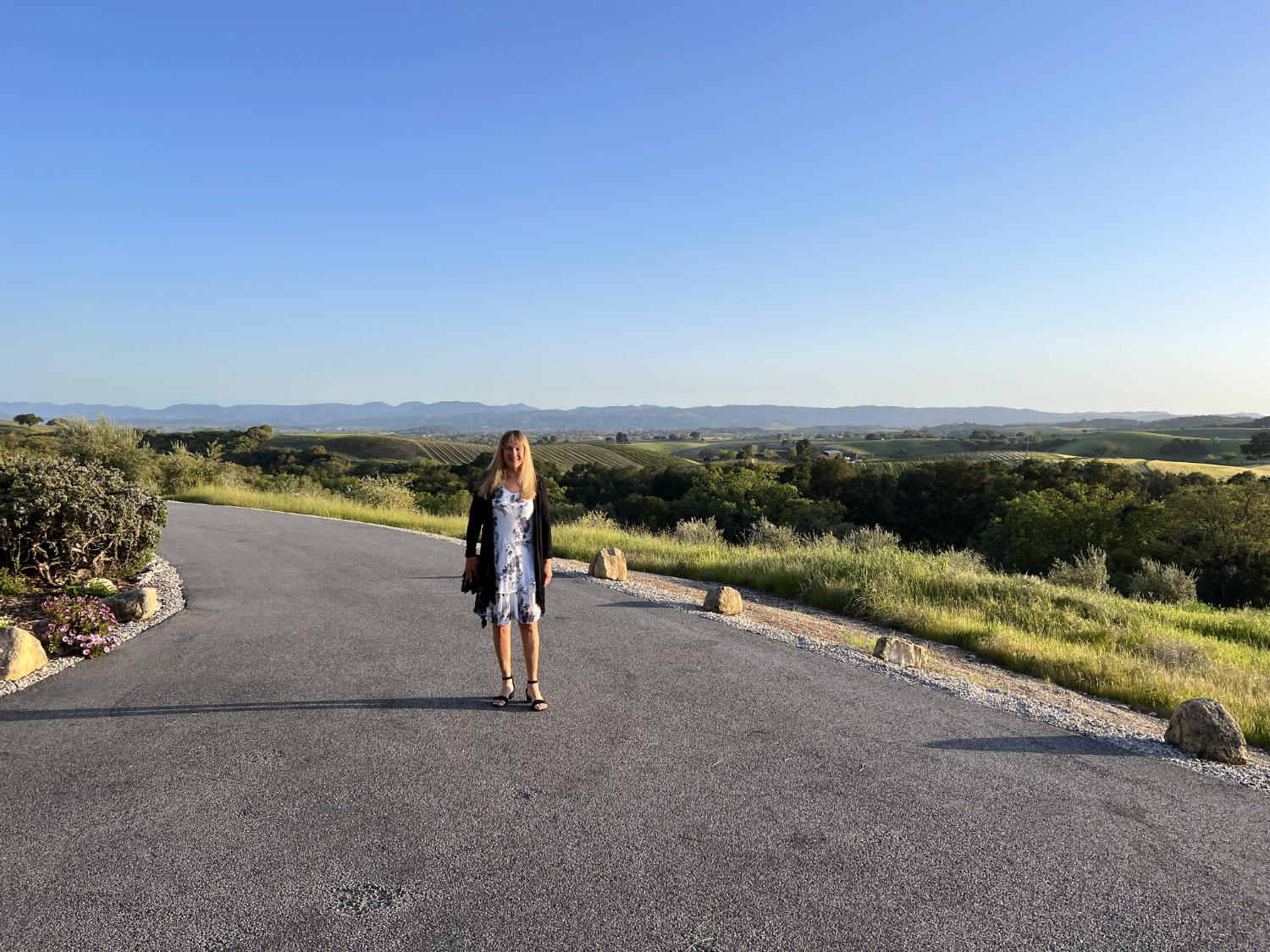 Canyon Villa Driveway Kathy