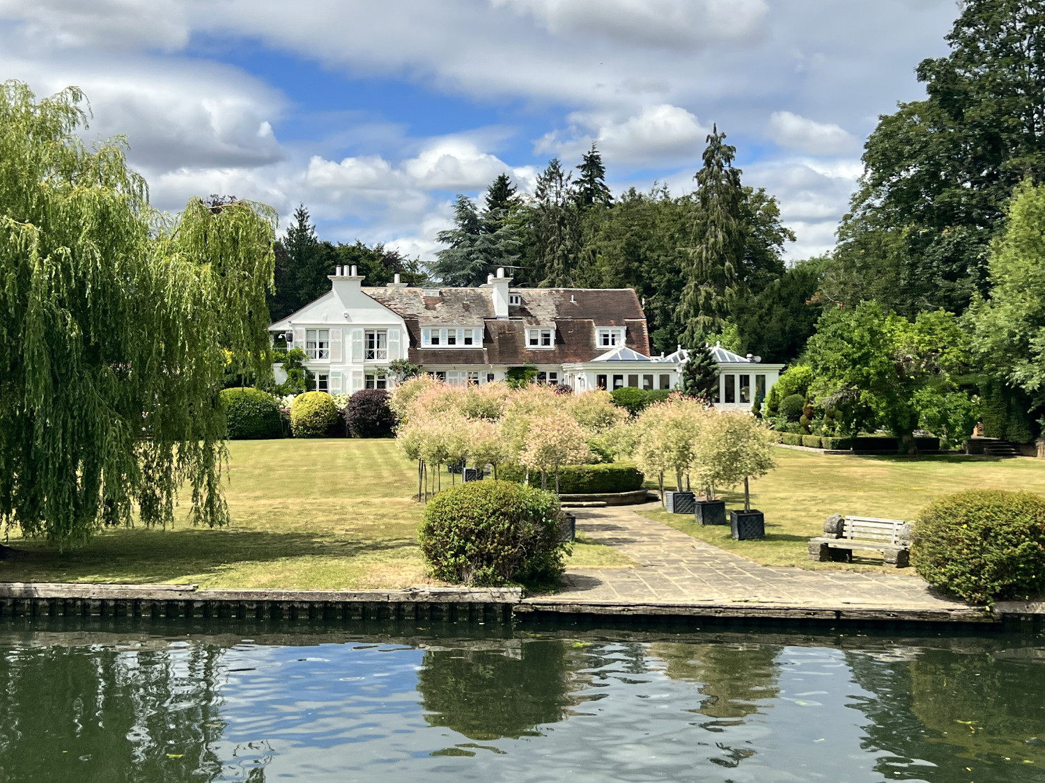 Nice estate